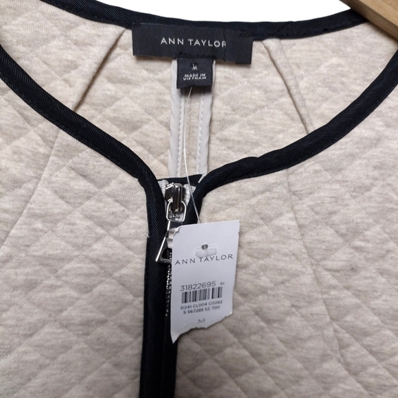 Ann Taylor Quilted Full Zip Blazer Jacket In Sandy Heather - Picture 4 of 6